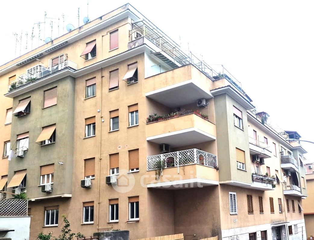 Appartamento in Vendita in Via Francesco Datini 3 a Roma