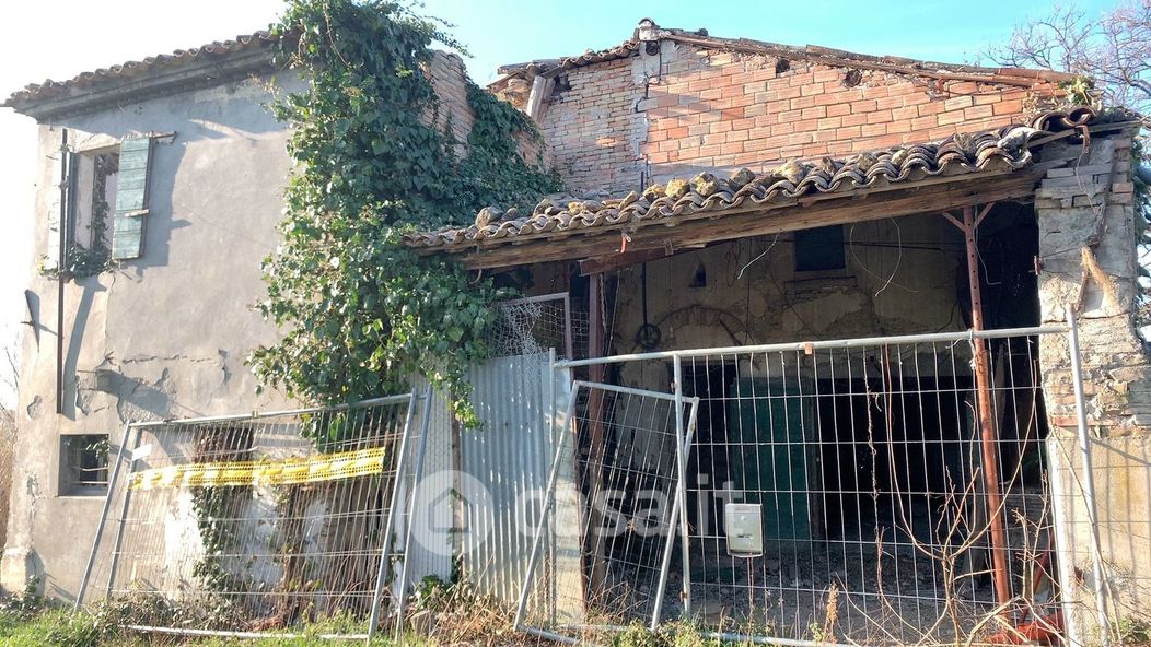 Rustico/Casale in Vendita in Via San Paolo 49 a Rimini