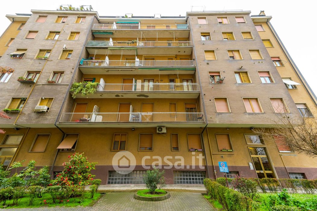 Appartamento in Affitto in Via Riccione 9 a Milano