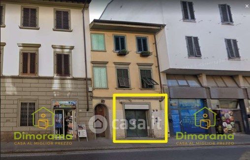 Negozio/Locale commerciale in Vendita in Via del Ponte alle Mosse 121 A a Firenze
