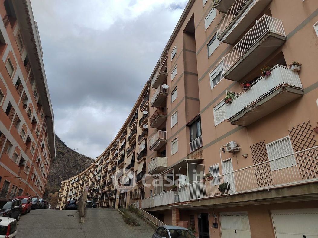 Appartamento in Vendita in Via Umberto Terracini 58 a Messina