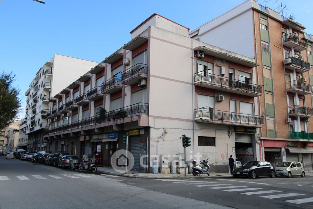 Appartamento in Vendita in Via Giuseppe La Farina 183 a Messina