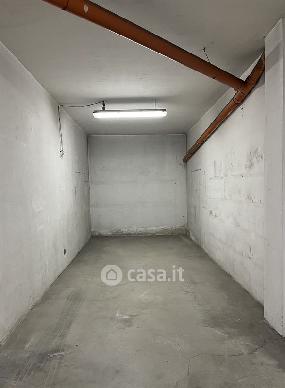 Garage/Posto auto in Vendita in Via Drizza 29 a Solaro