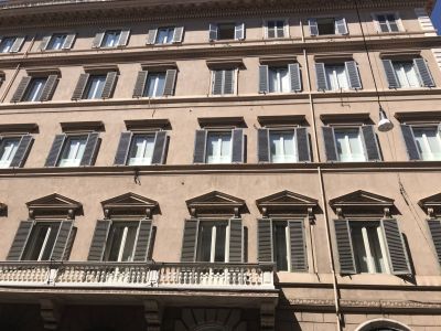 Ufficio in Affitto in Via del Corso a Roma