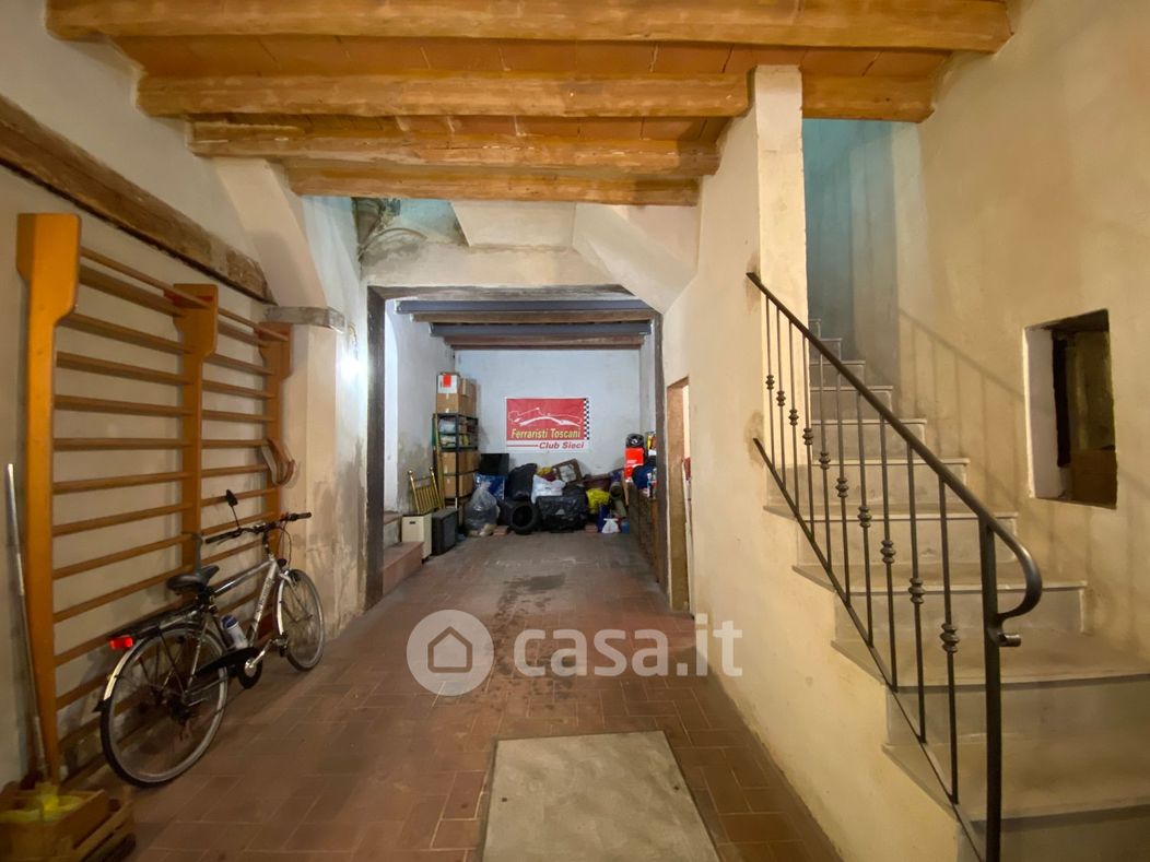 Garage/Posto auto in Vendita in Via San Gallo a Firenze