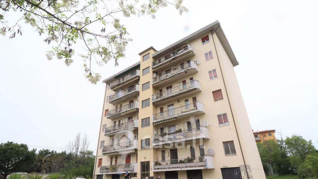 Appartamento in Vendita in Via Lago D'Iseo 20 a Pescara