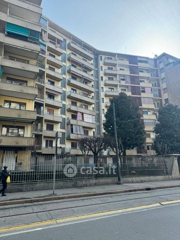 Appartamento in Vendita in Via Genova 243 a Torino