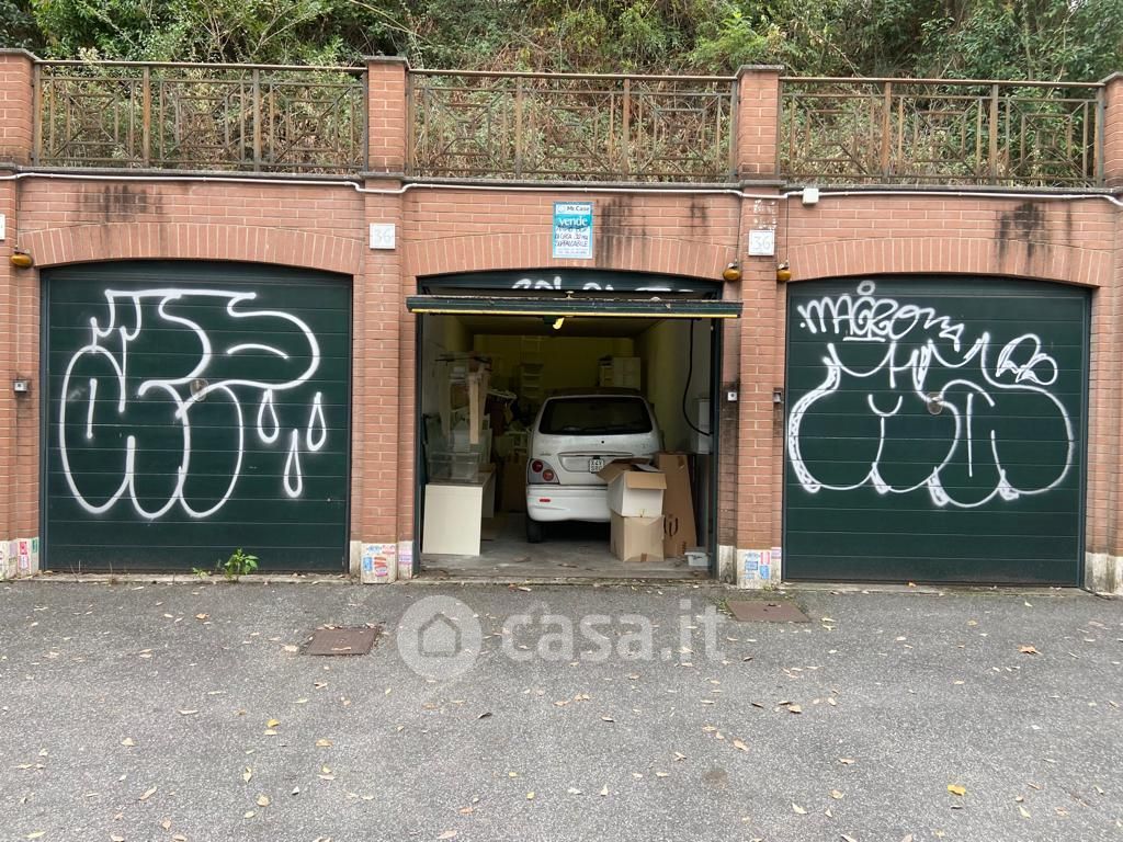 Garage/Posto auto in Vendita in Viale Maresciallo Pilsudski a Roma