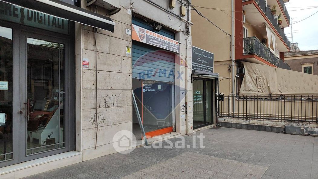 Negozio/Locale commerciale in Affitto in Via Duca Degli Abruzzi 74 a Catania