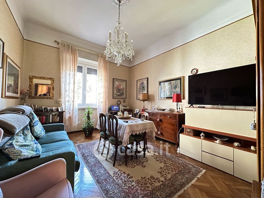 Appartamento in Vendita in Via Dolomiti 39 a Milano
