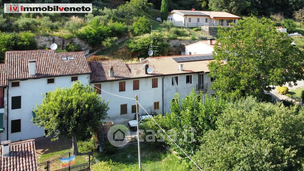 Casa Bi/Trifamiliare in Vendita in Via Roma 52 a Val Liona