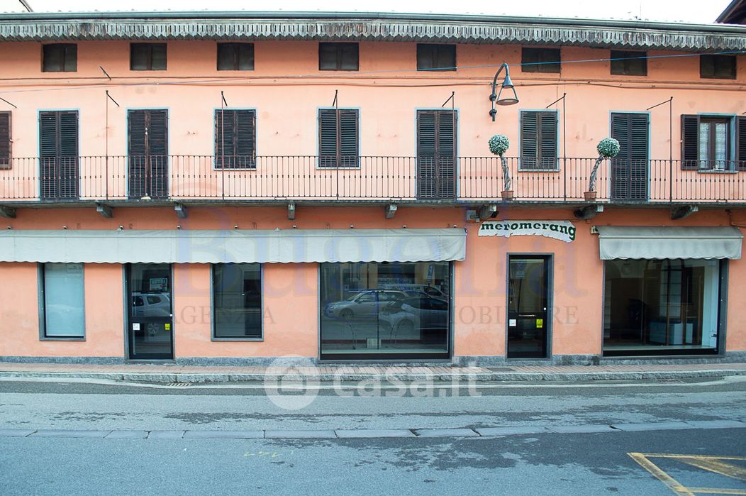 Negozio/Locale commerciale in Affitto in Via Ranzoni 2 a Cossato