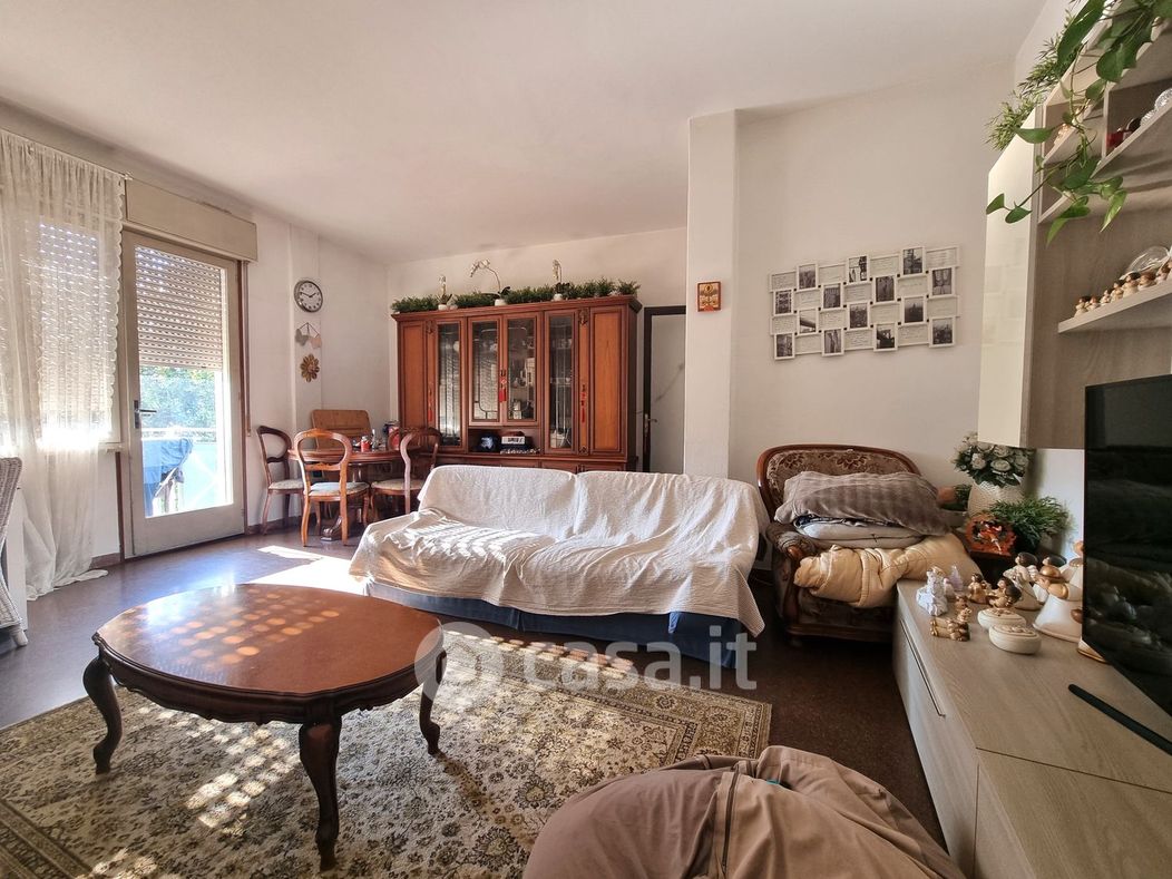 Appartamento in Vendita in Via A. e L. Serena a Treviso