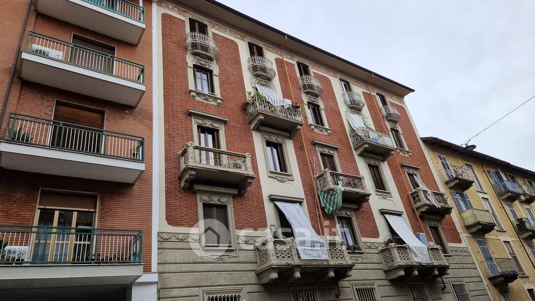 Appartamento in Vendita in Via Fossata 35 a Torino