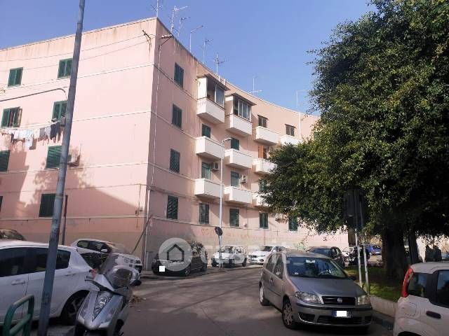 Appartamento in Vendita in Piazza San Vincenzo a Messina