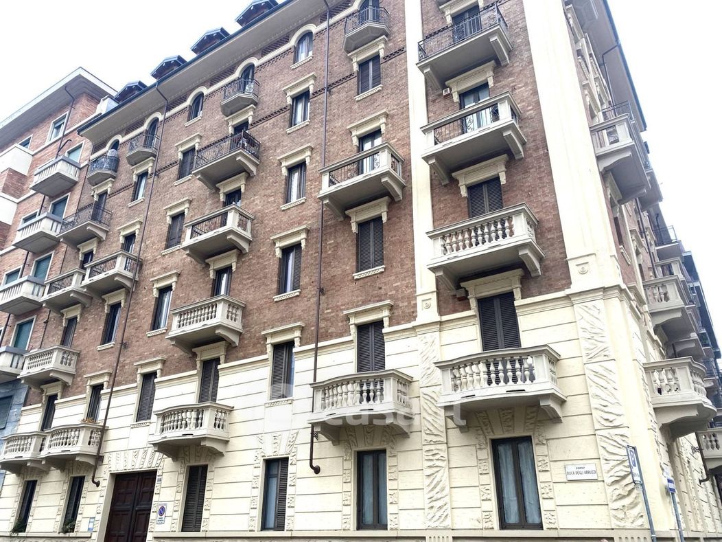 Appartamento in Vendita in Corso Duca degli Abruzzi 104 a Torino