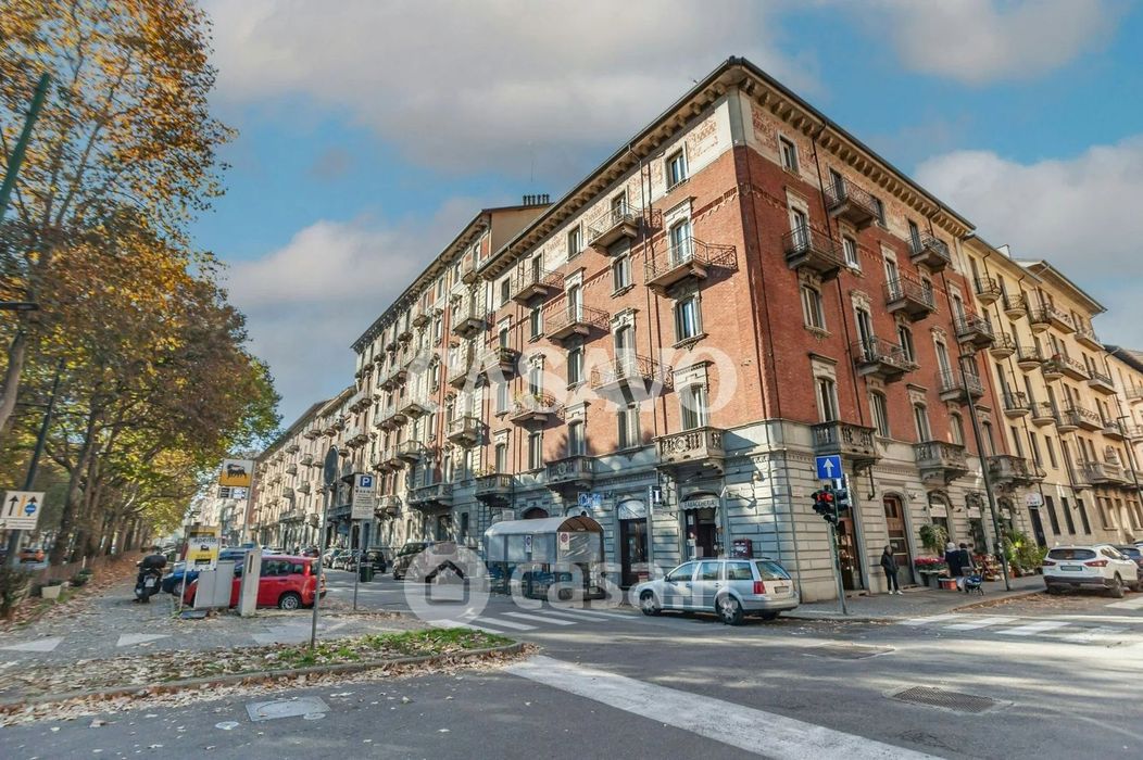 Appartamento in Vendita in Corso Duca degli Abruzzi 72 a Torino
