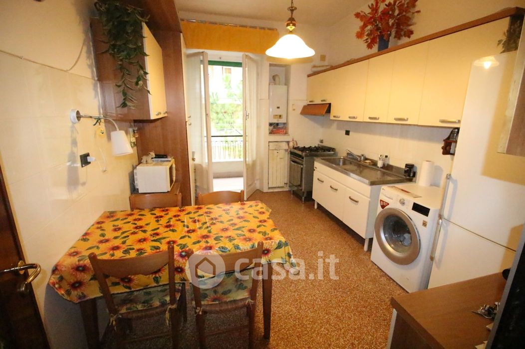 Appartamento in Vendita in Via Gaspare Murtola 11 a Genova