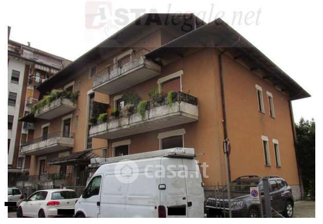 Appartamento in Vendita in Viale Belforte 200 a Varese