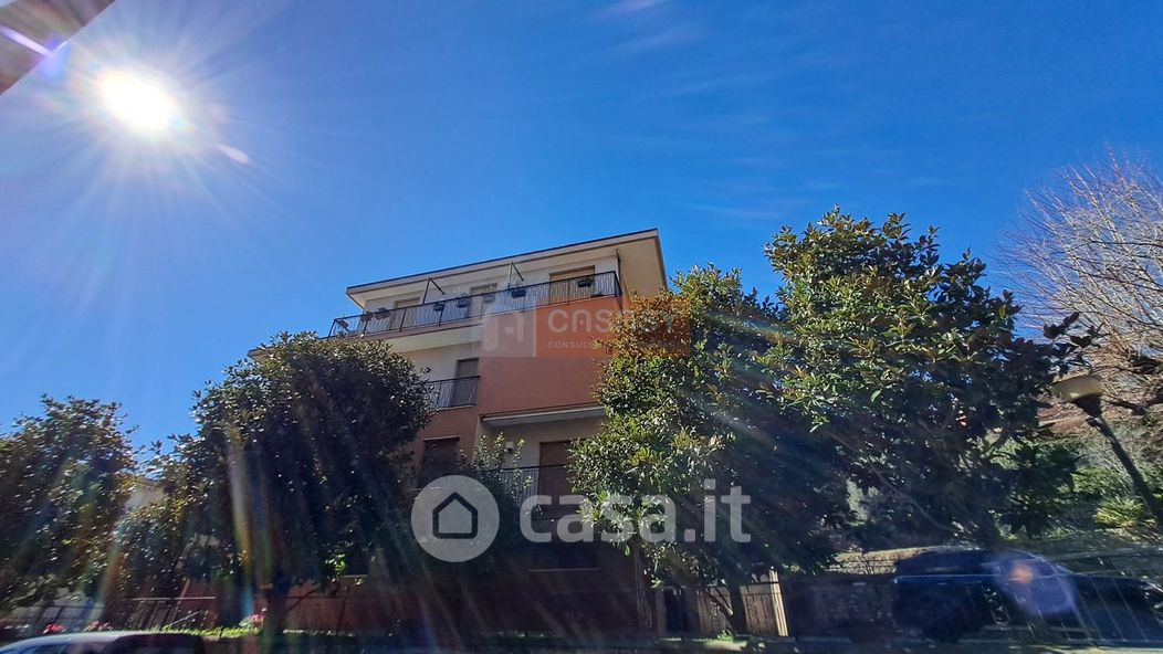 Appartamento in Vendita in Via Mascardi 1 a Alassio