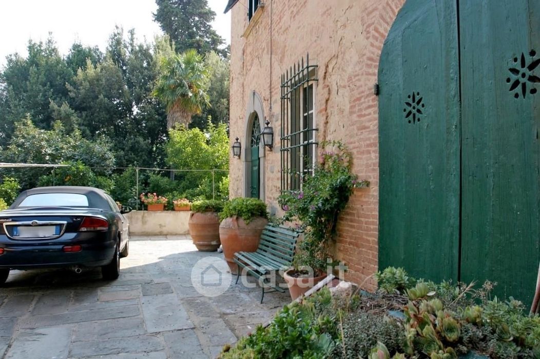 Villa in Vendita in Via dei Castagni a Casciana Terme Lari