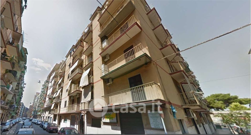 Appartamento in Vendita in Via Messina Generale Giuseppe 87 a Taranto