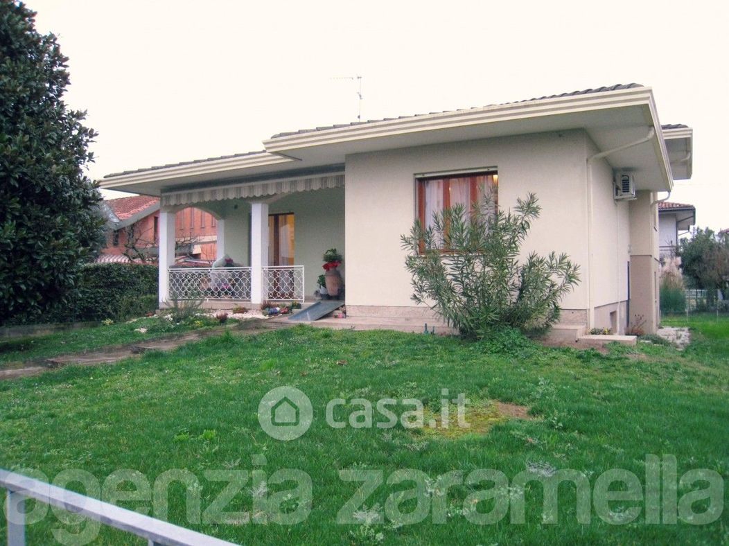 Casa indipendente in Affitto in Via Flavia a Montegrotto Terme