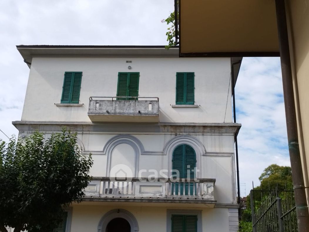 Appartamento in Vendita in Viale Giacomo Matteotti 19 a Arezzo