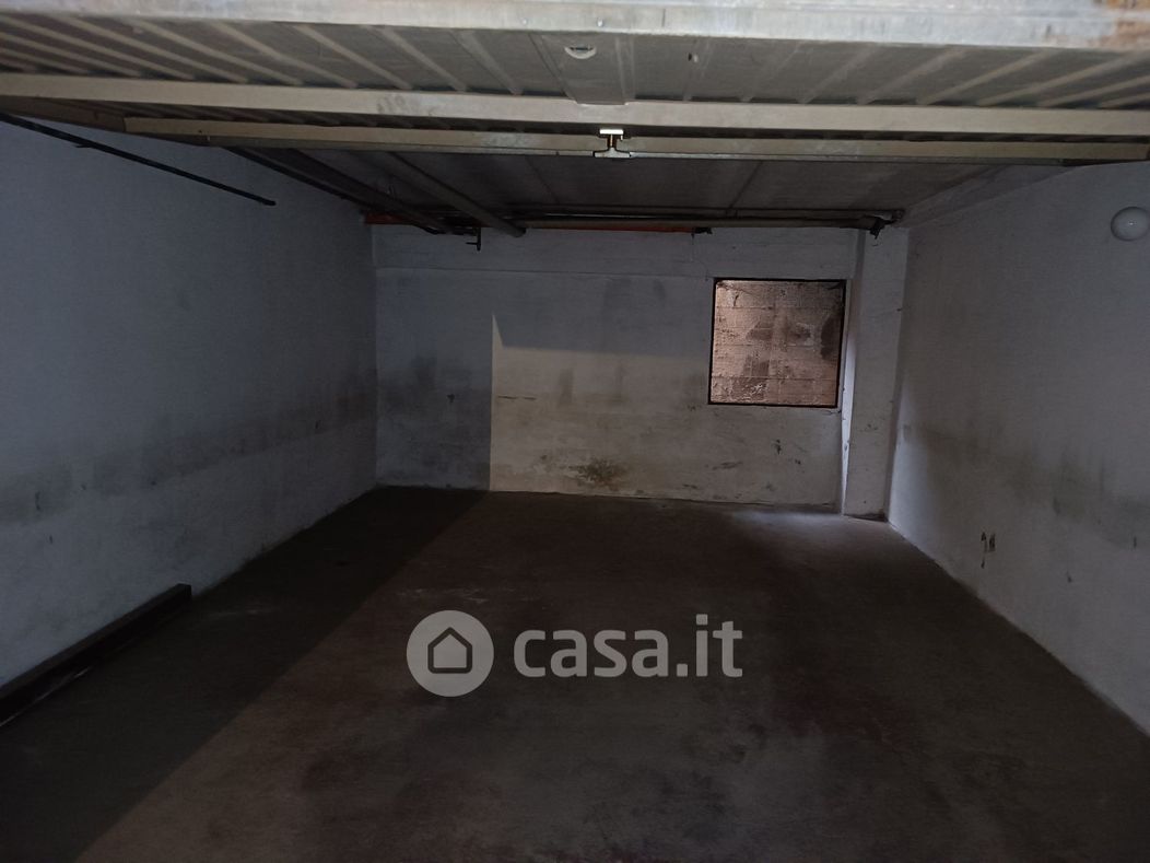 Garage/Posto auto in Affitto in Via Giuseppe Verdi a Novi Ligure