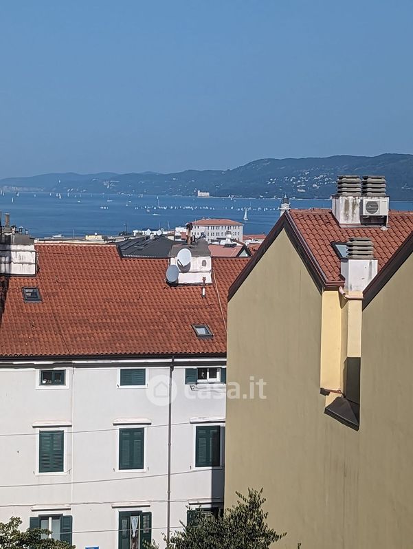 Appartamento in Vendita in Via Santa Giustina 8 a Trieste