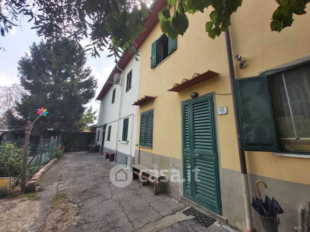 Casa indipendente in Vendita in Via del Palasaccio 32 a Prato