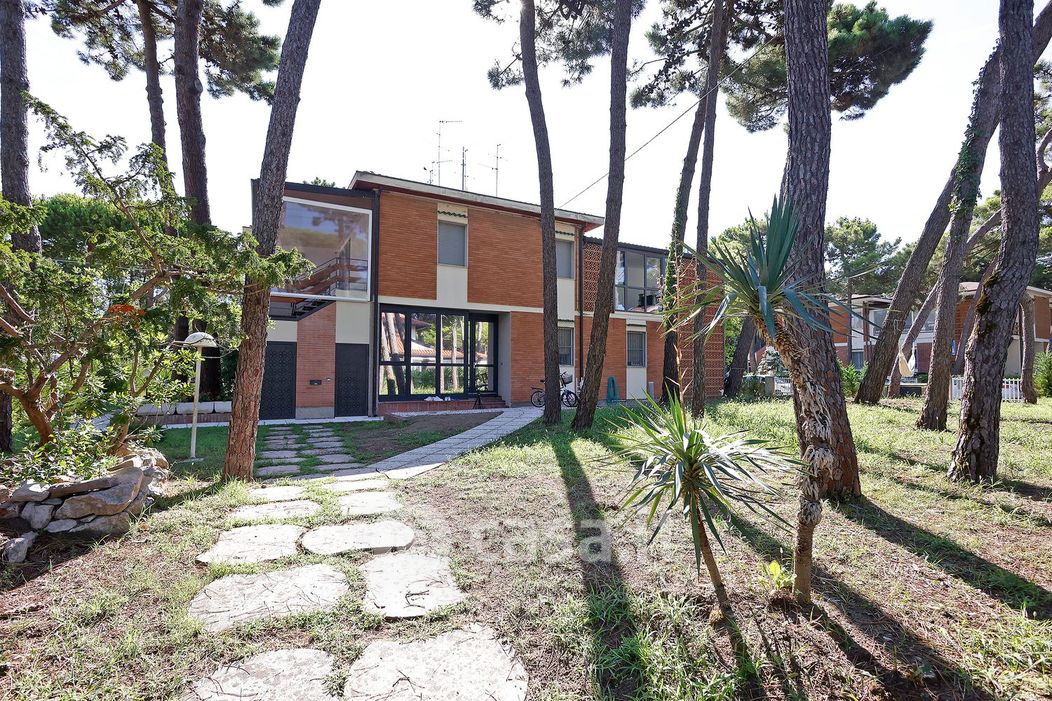 Appartamento in Affitto in Via tintoretto a Comacchio