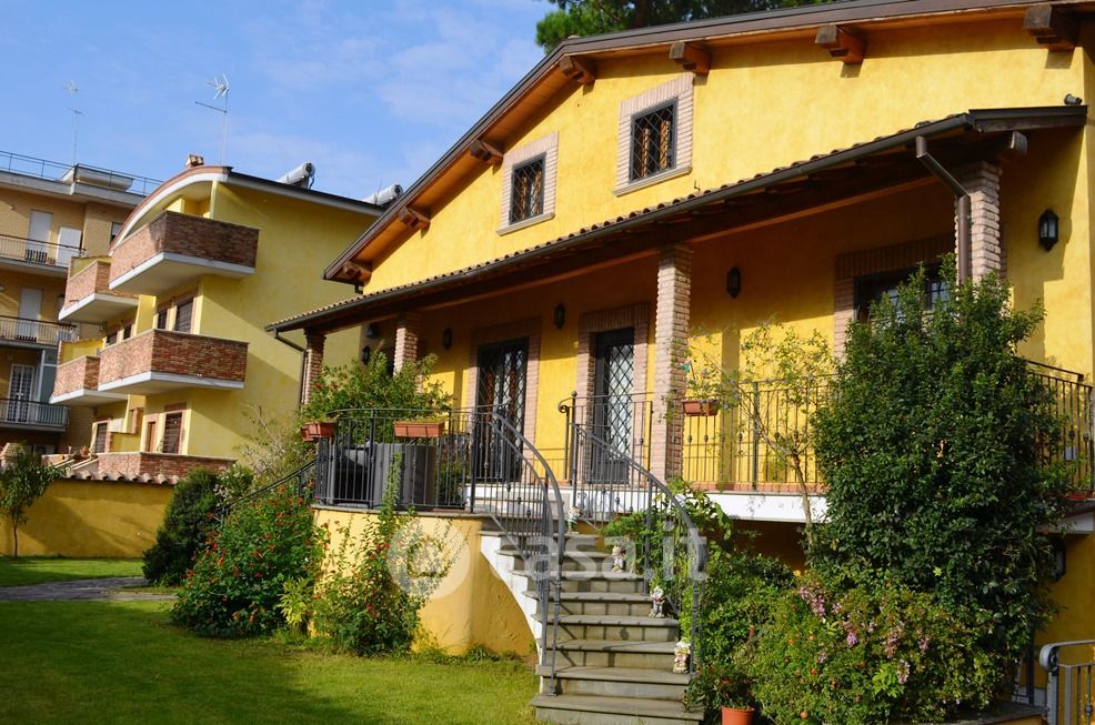 Villa in Vendita in Via Verginia Tonelli a Roma