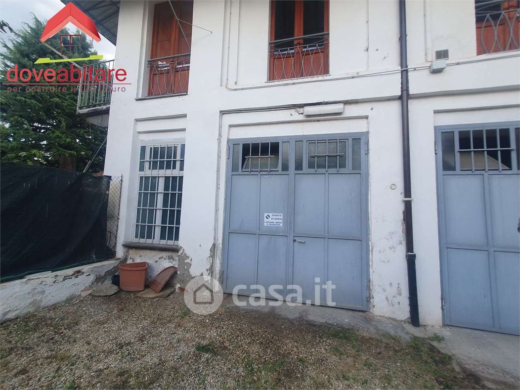 Garage/Posto auto in Affitto in Via Nazionale a Pinerolo