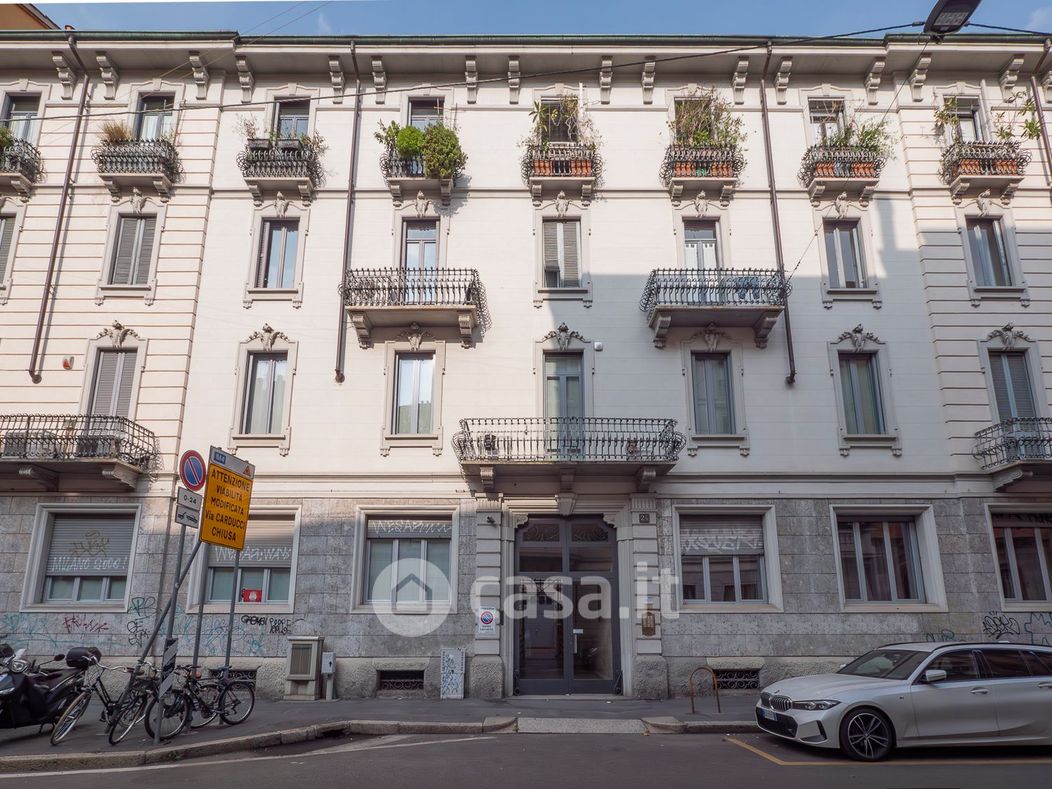 Appartamento in Vendita in Via Ariberto a Milano