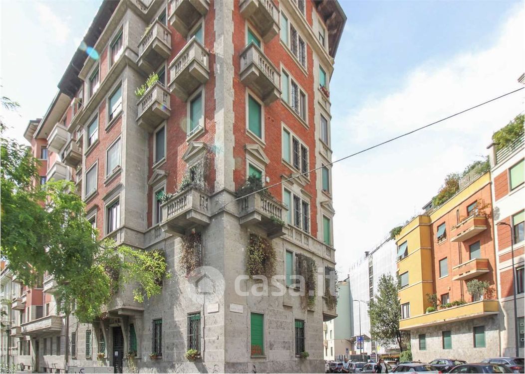 Appartamento in Vendita in Viale Berengario 11 a Milano