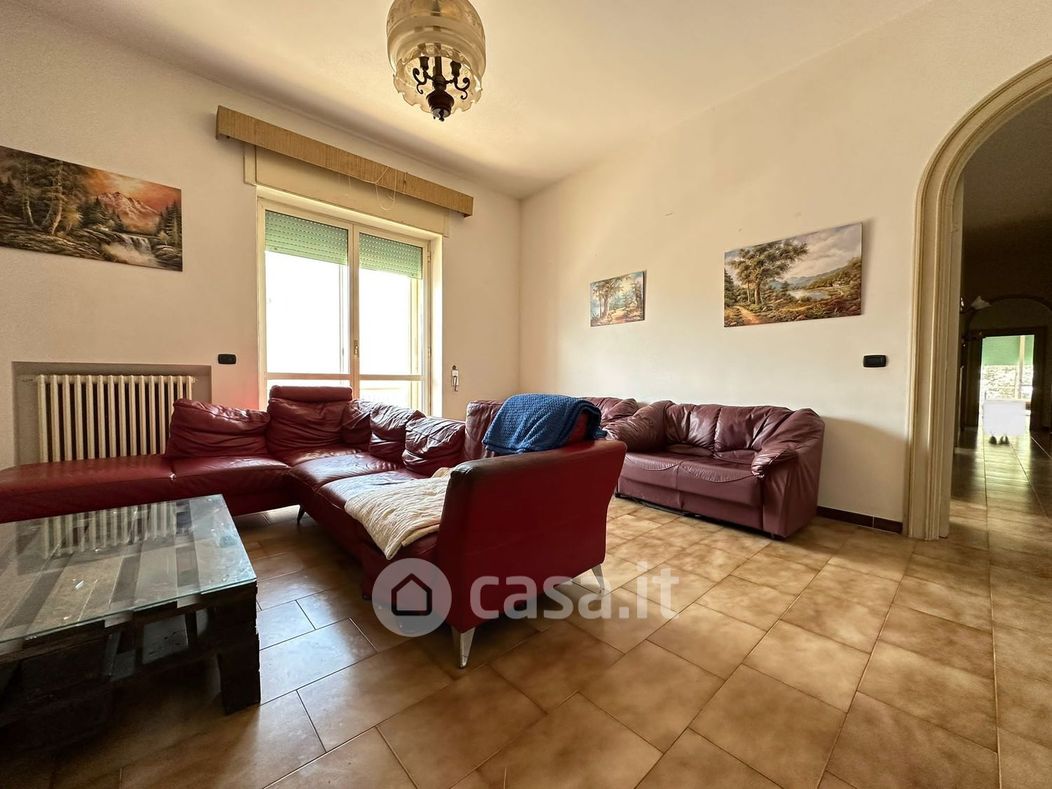 Appartamento in Vendita in Via Monte Sei Busi a Lecce
