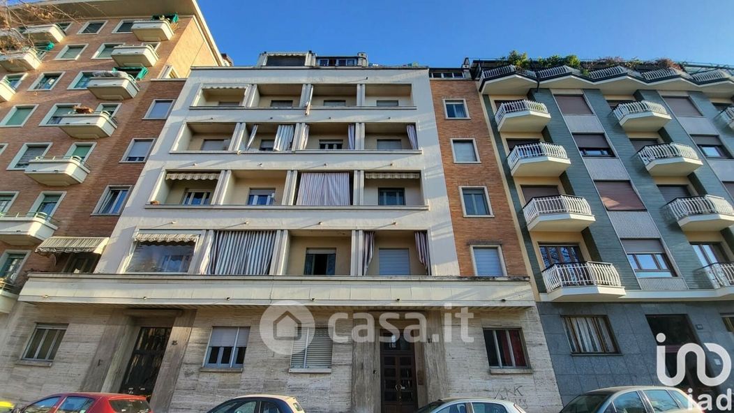 Appartamento in Vendita in Via Gian Domenico Cassini 87 a Torino
