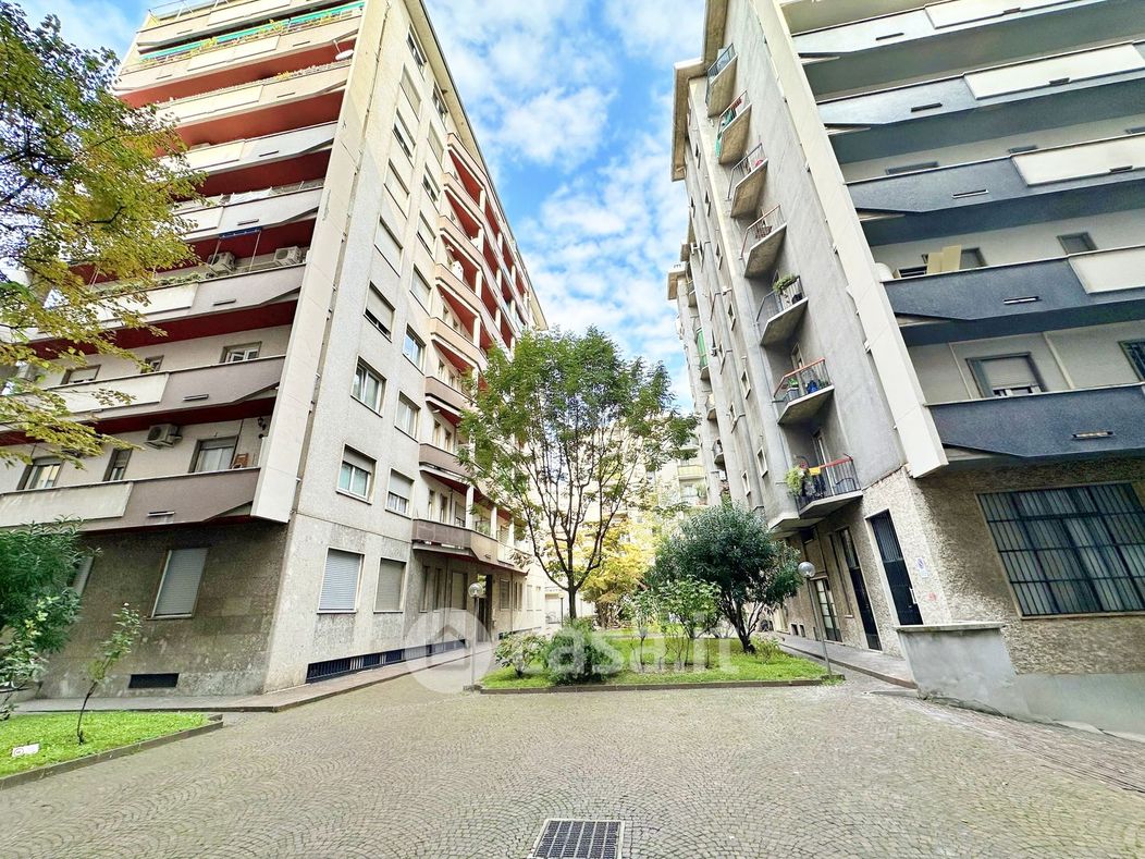 Appartamento in Vendita in Via Pompeo Cambiasi 14 a Milano