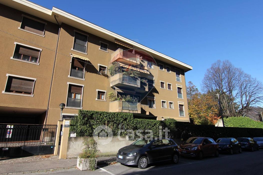 Appartamento in Vendita in Via Isonzo 31 a Varese