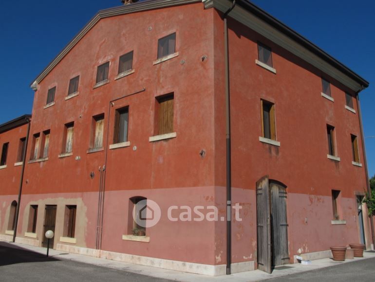 Appartamento in Vendita in Via Nassar 35 a San Pietro in Cariano