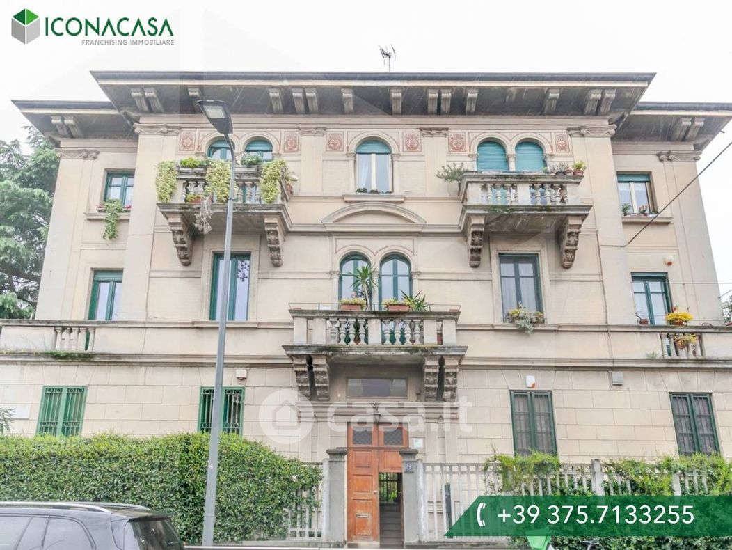 Appartamento in Vendita in Via Antonio Ghislanzoni 9 a Milano