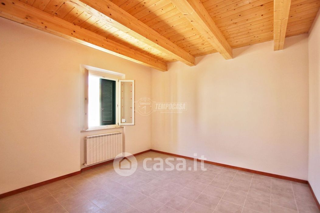 Appartamento in Vendita in Via Valle Miano a Ancona