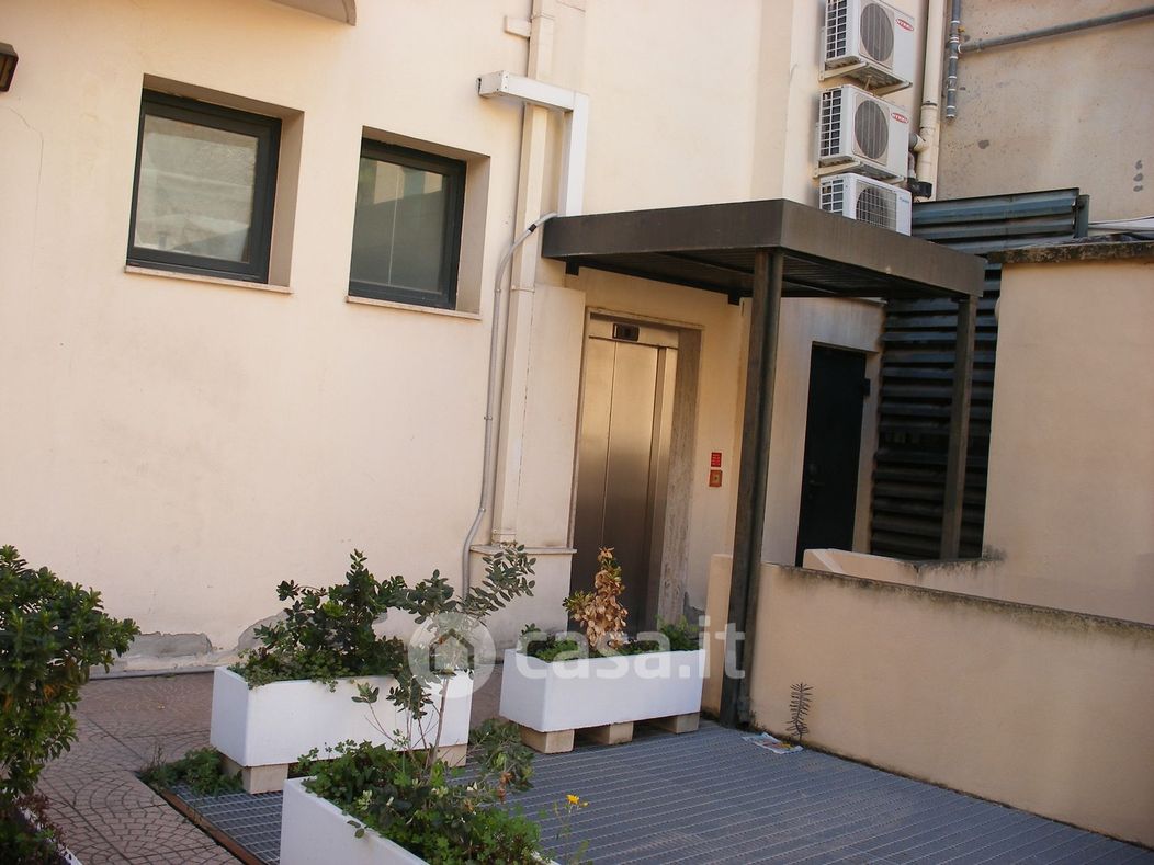Appartamento in Vendita in Via Alagon - Via Alghero a Cagliari