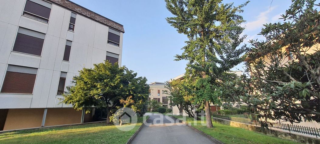 Appartamento in Vendita in Via Giovanni Servais 126 a Torino