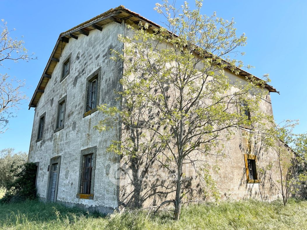 Rustico/Casale in Vendita in Strada Sterpaio a Viterbo