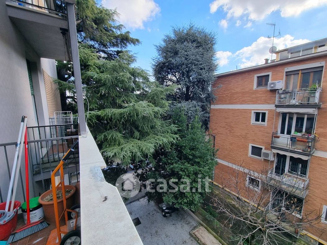 Appartamento in Vendita in Via Vittorio Lugli a Bologna