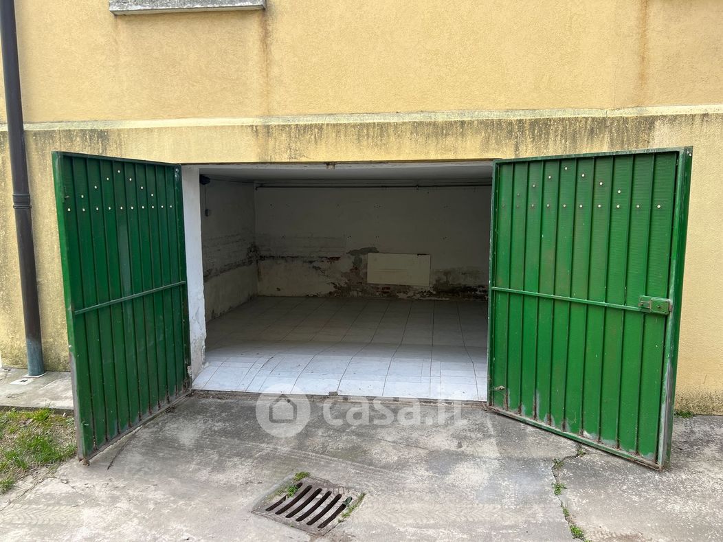 Garage/Posto auto in Vendita in Via Cappuccina 127 a Venezia