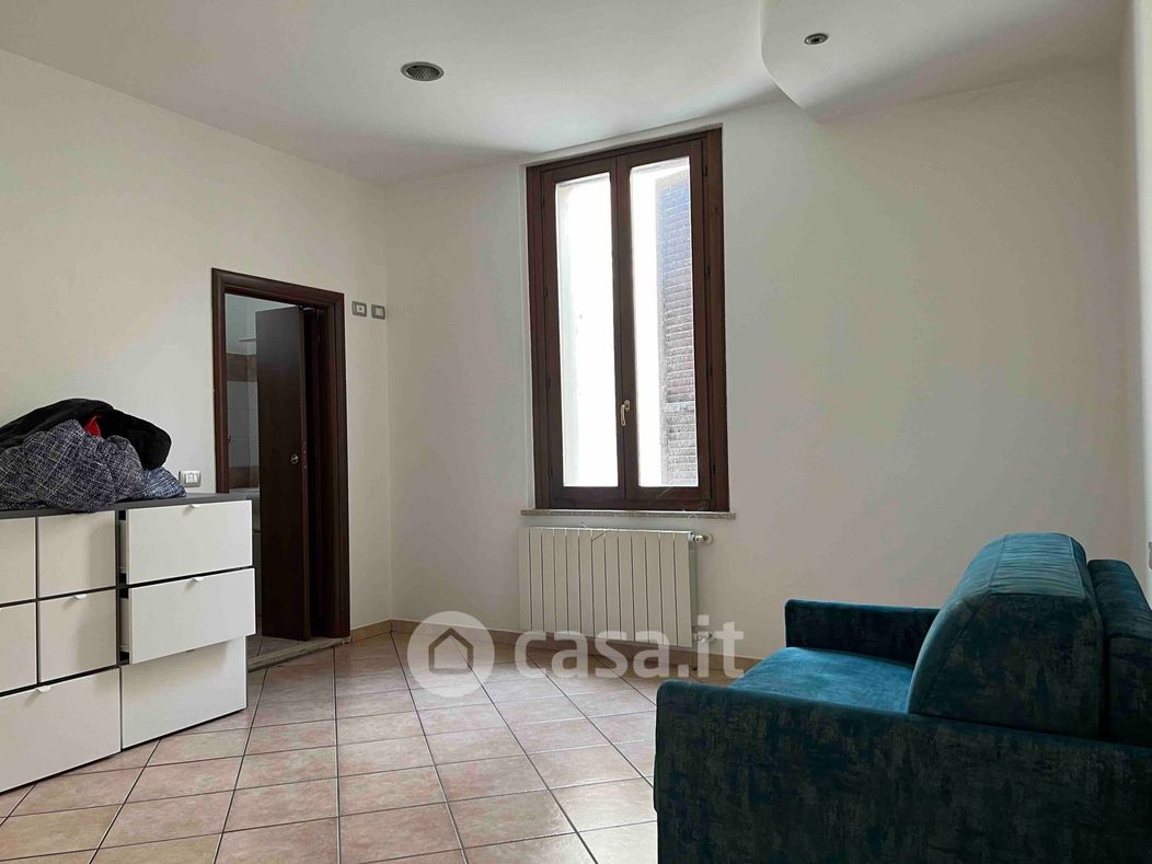 Appartamento in Vendita in Via casteggio a Piacenza