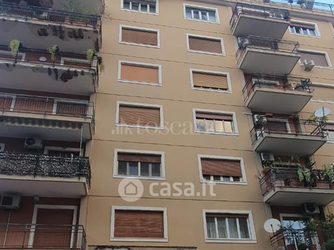 Appartamento in Vendita in Via Versilia a Palermo